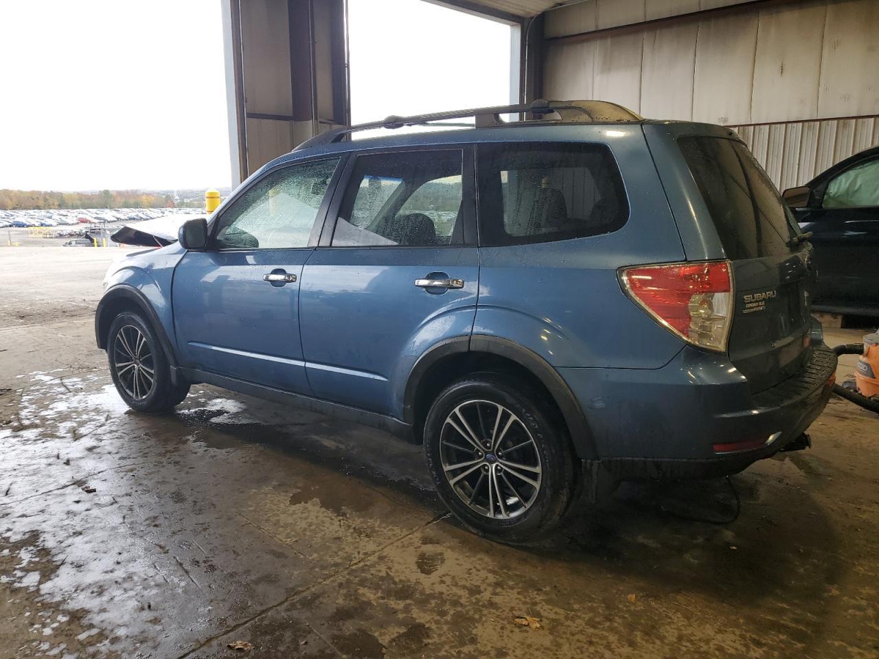 2010 SUBARU FORESTER