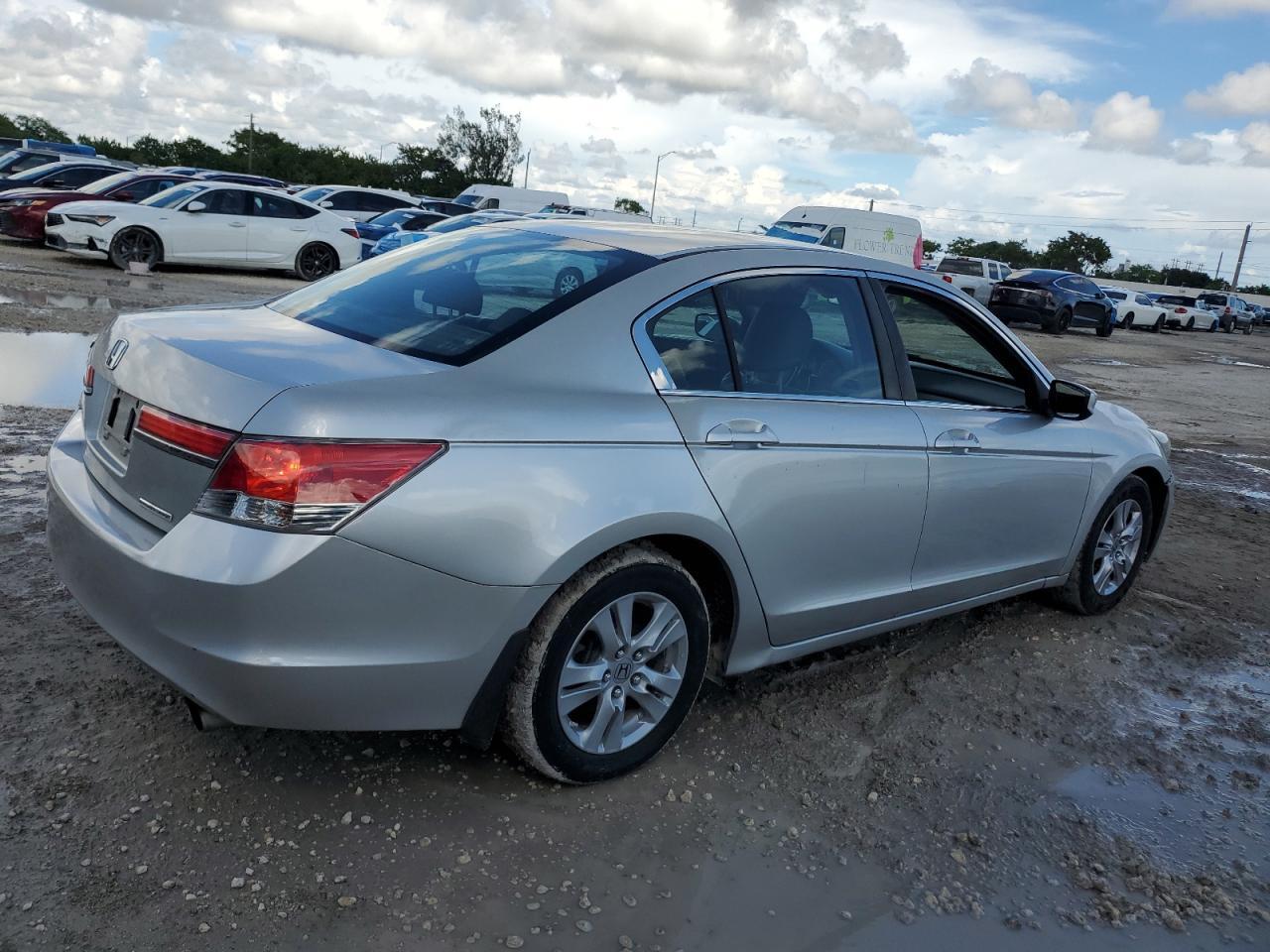2012 HONDA ACCORD