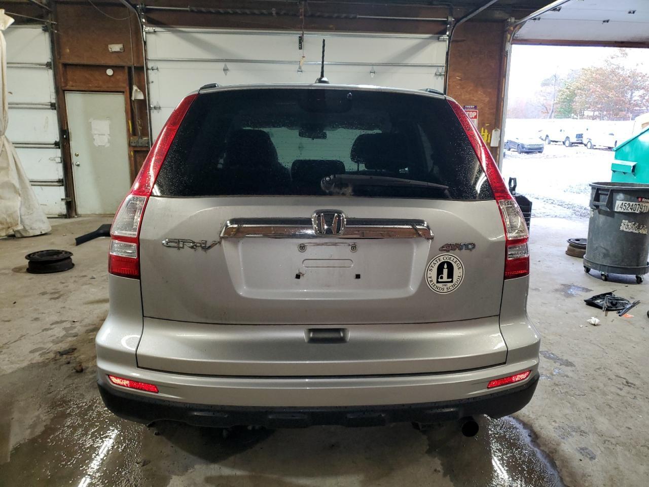2011 HONDA CR-V