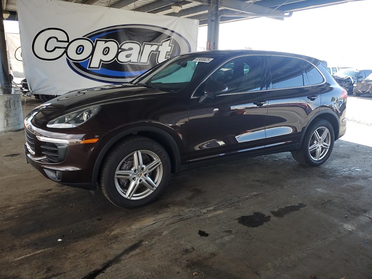 2015 PORSCHE CAYENNE