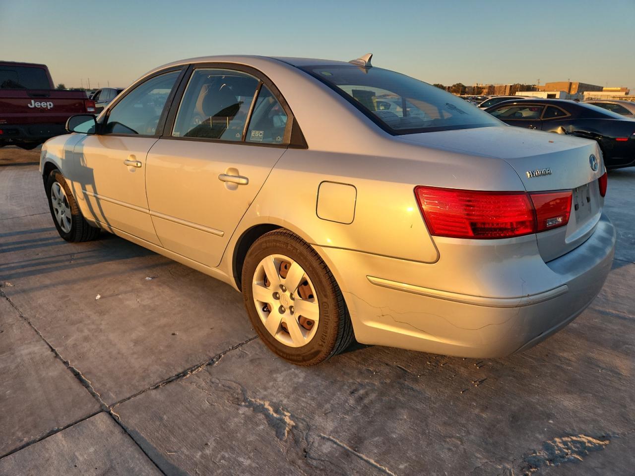 2010 HYUNDAI SONATA