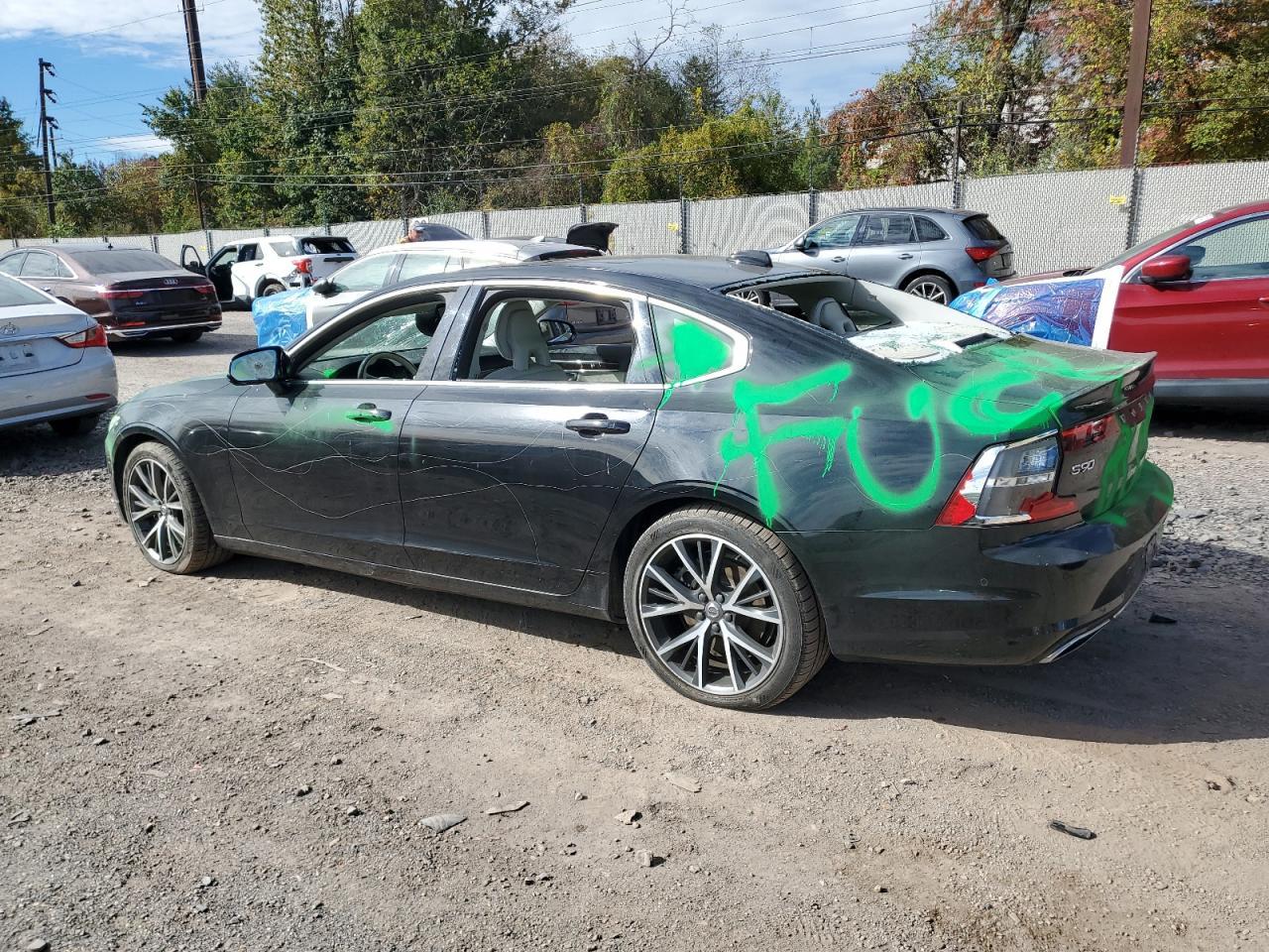 2018 VOLVO S90