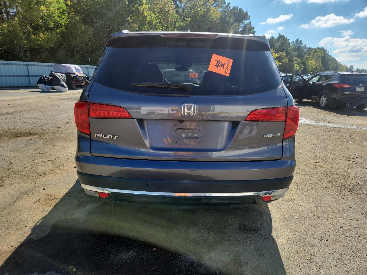 2017 HONDA PILOT
