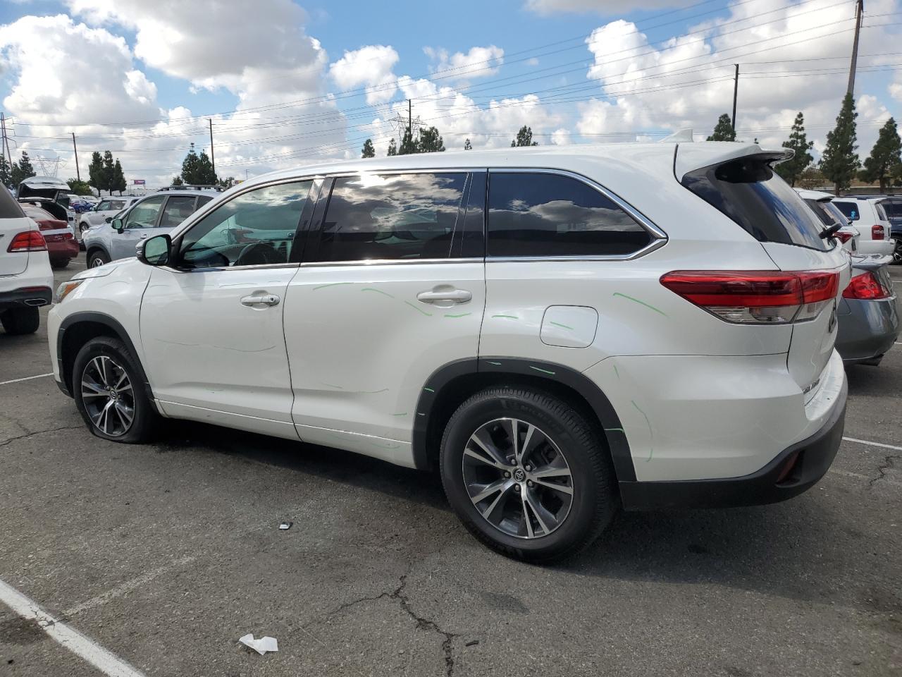 2017 TOYOTA HIGHLANDER