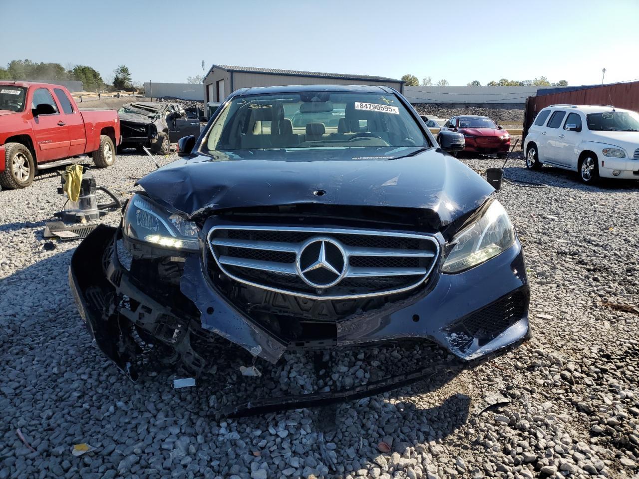 2016 MERCEDES-BENZ E-Class