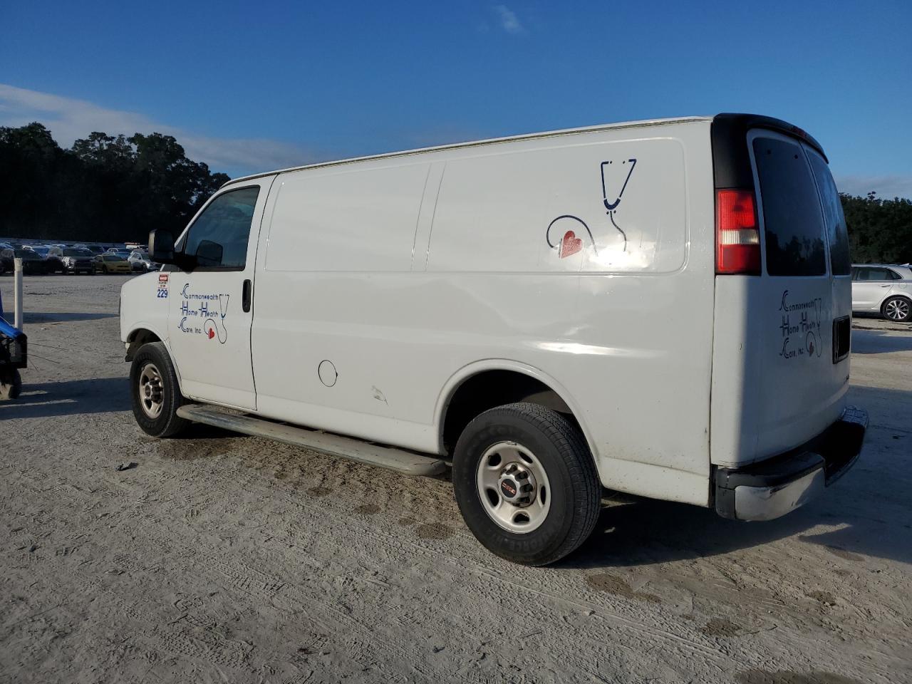 2017 GMC Savana
