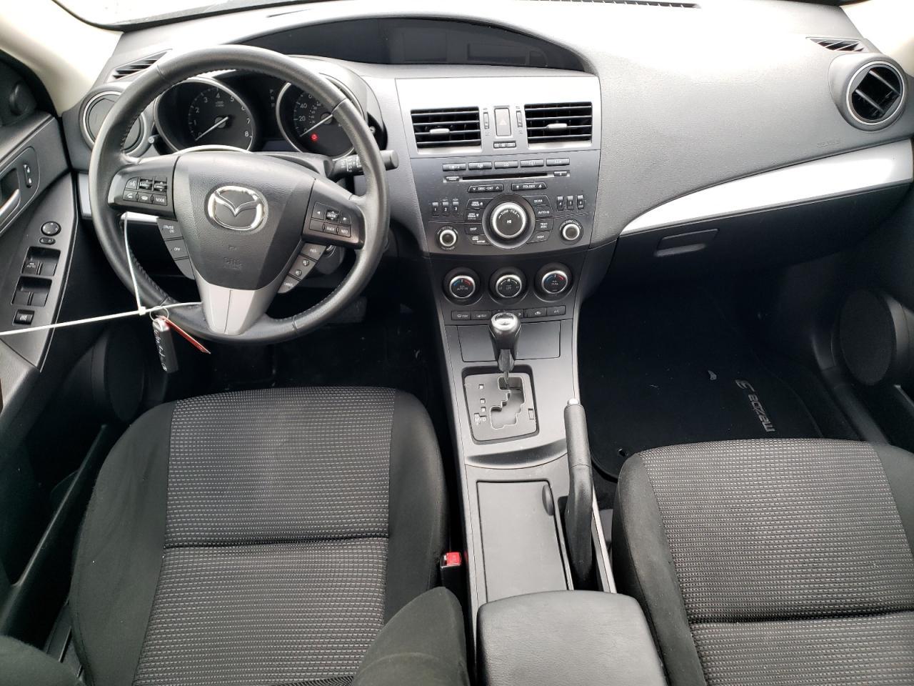2013 MAZDA 3