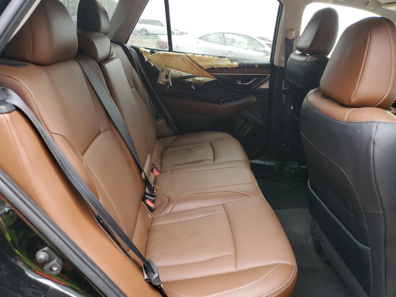 2021 SUBARU Outback