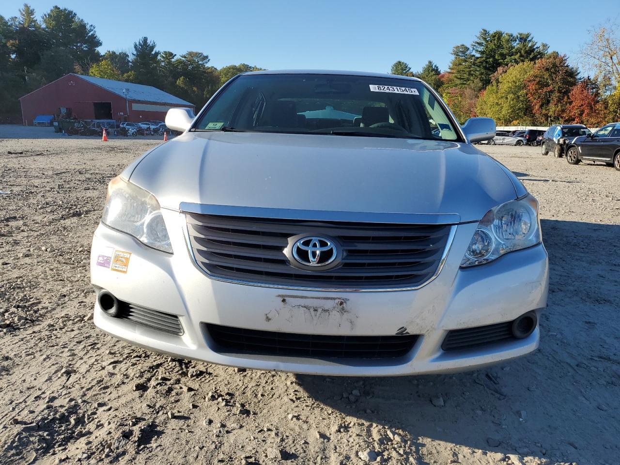 2010 TOYOTA Avalon