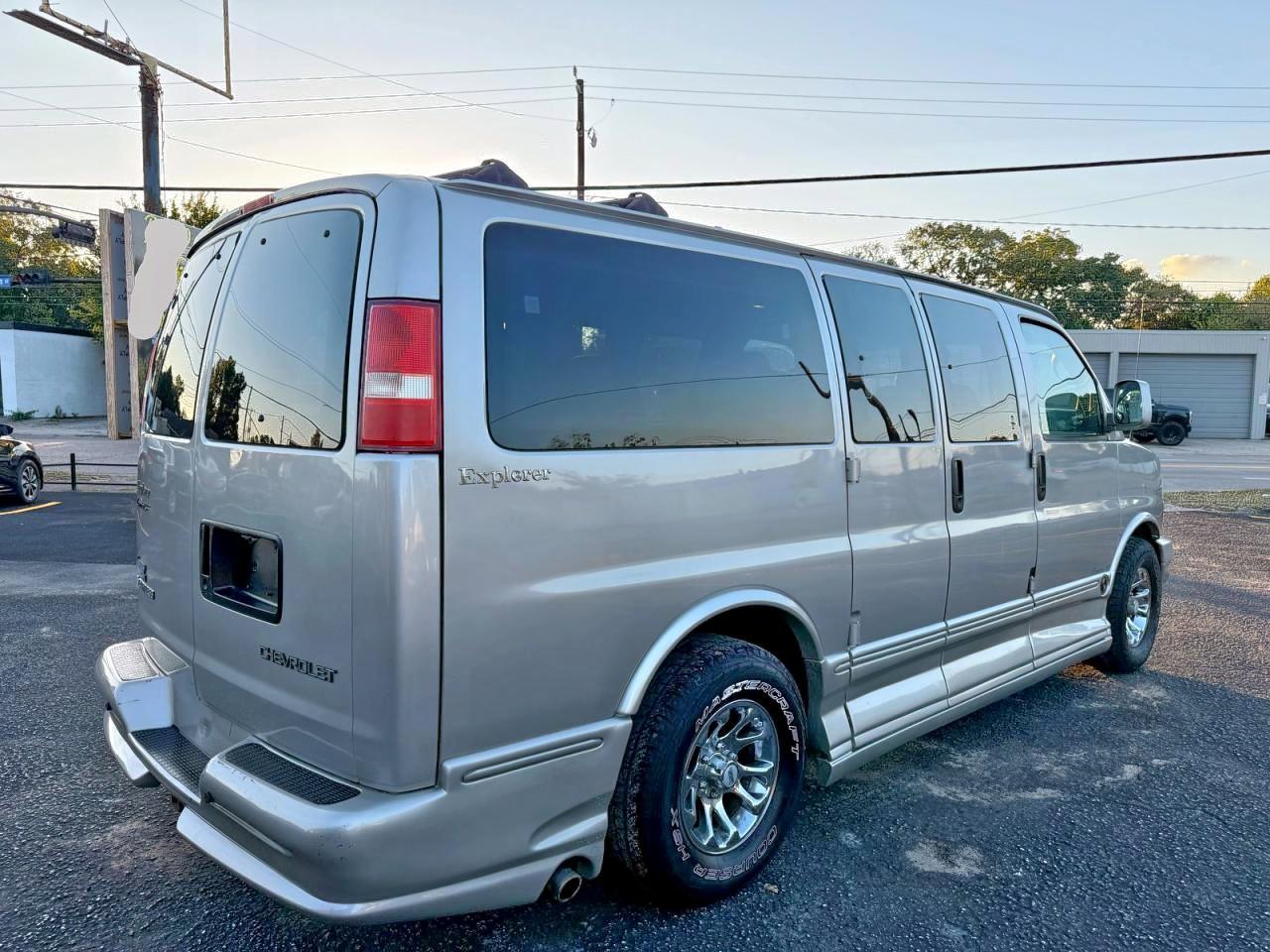 2005 CHEVROLET Express 1500