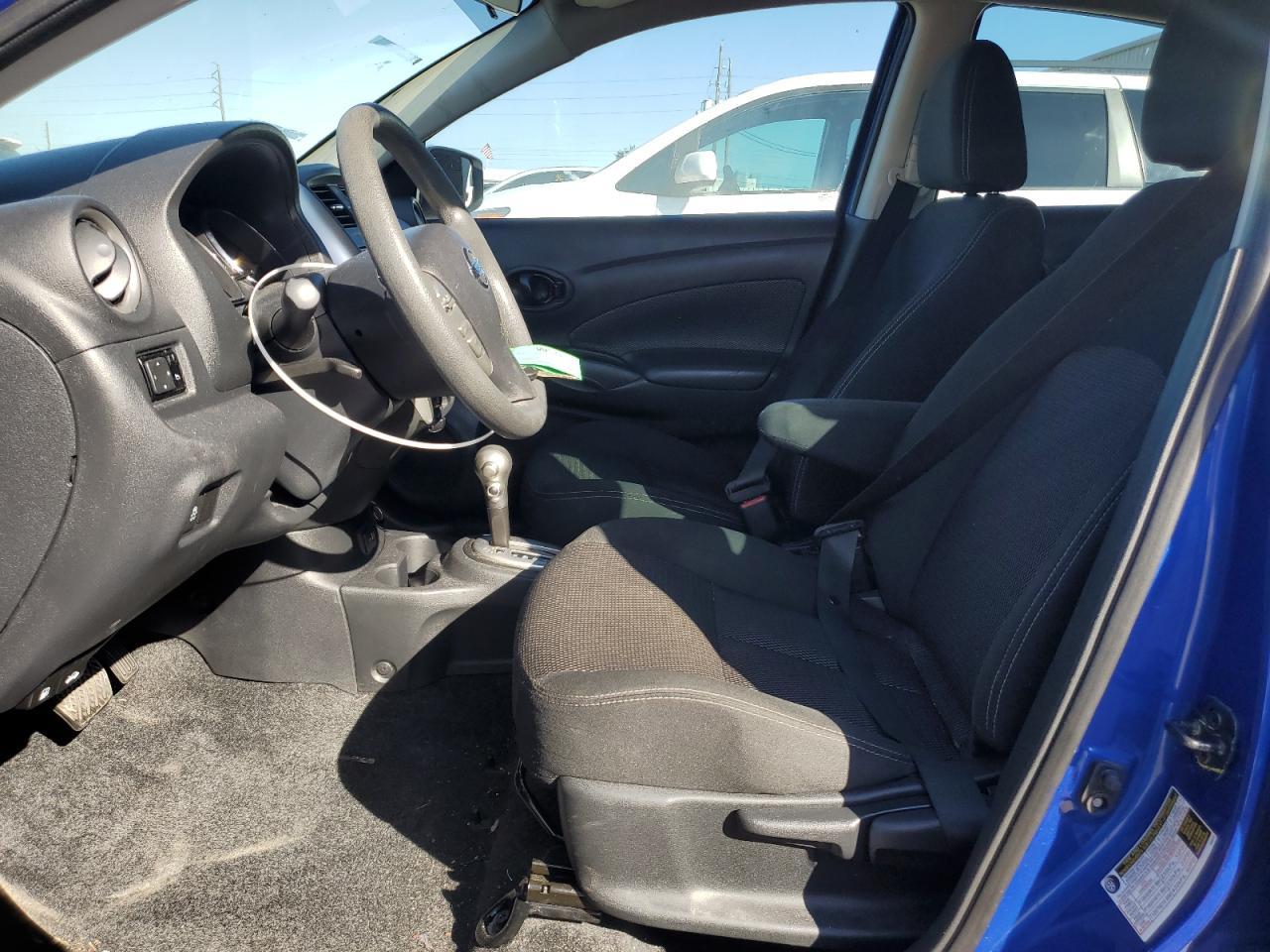 2017 NISSAN VERSA