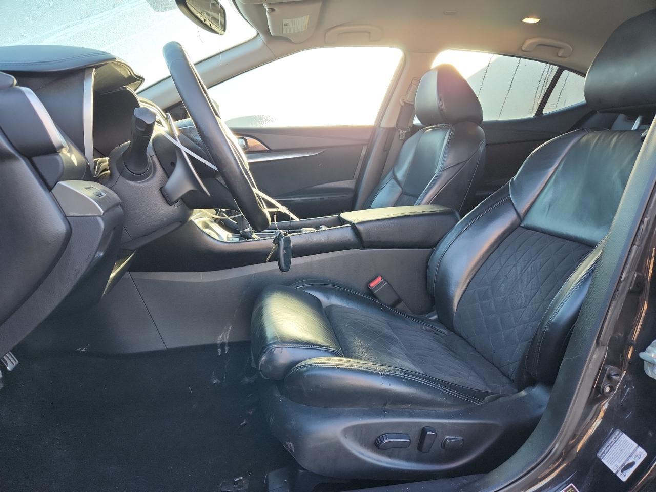 2016 NISSAN Maxima