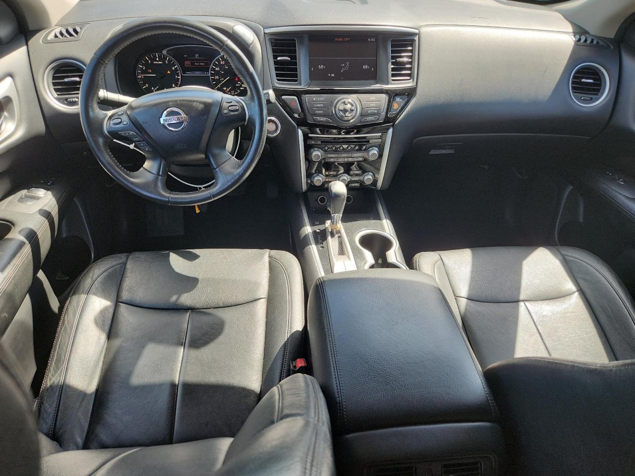 2017 NISSAN PATHFINDER
