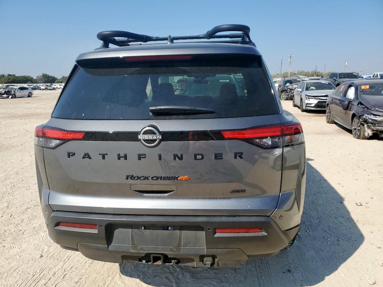 2023 NISSAN PATHFINDER