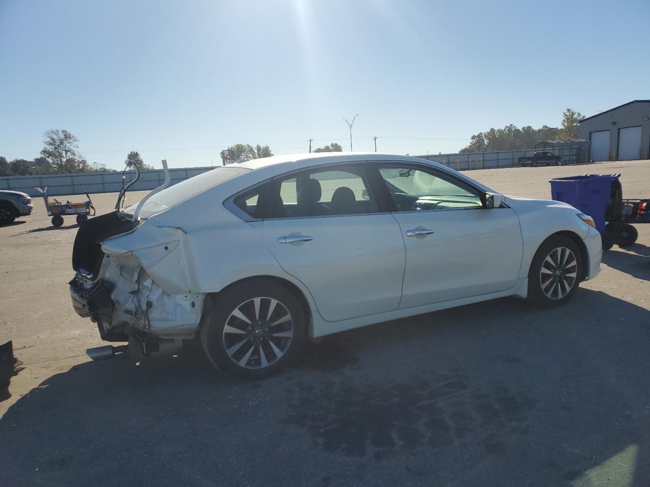 2017 NISSAN ALTIMA