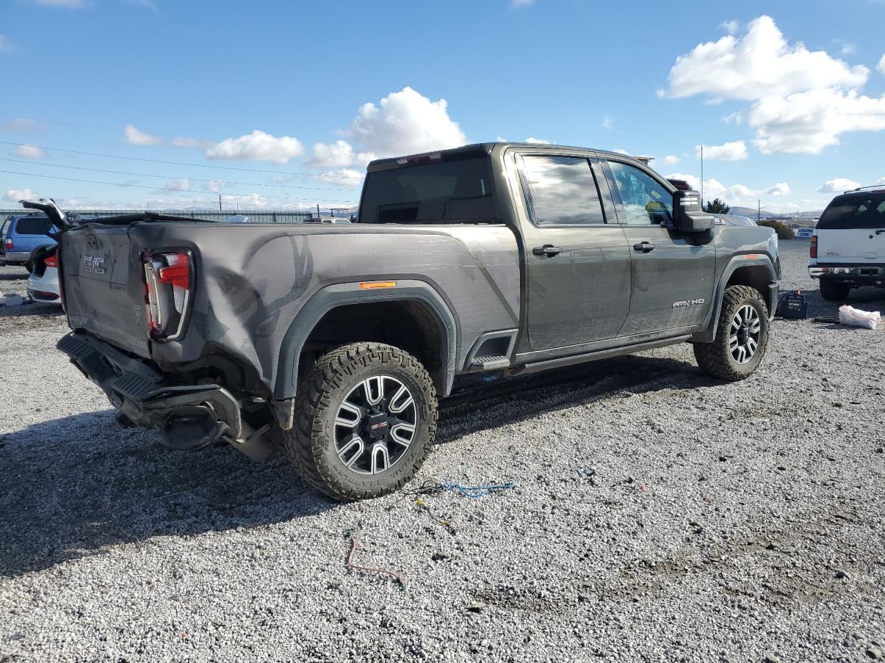 2023 GMC Sierra