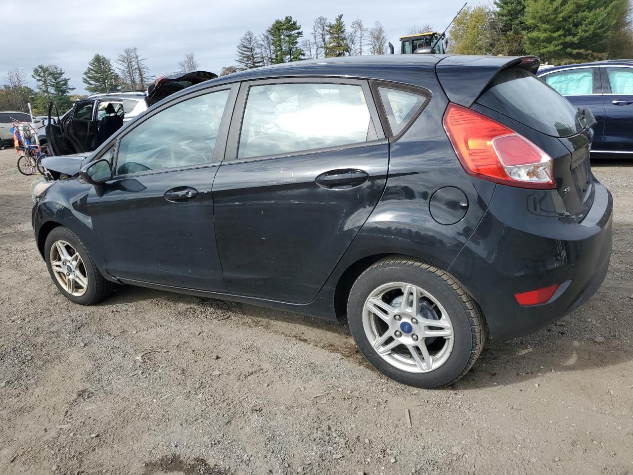 2017 FORD Fiesta