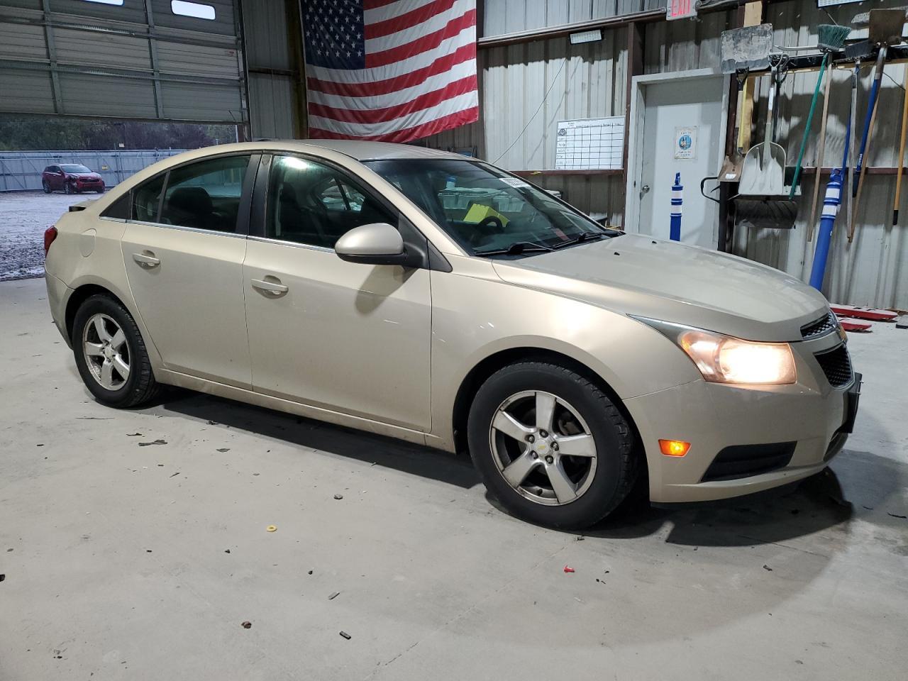 2011 CHEVROLET CRUZE