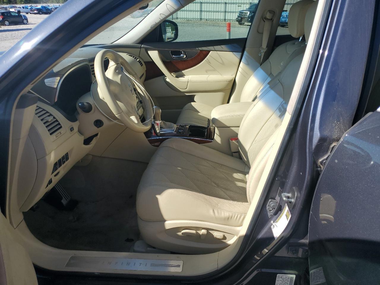 2011 INFINITI FX35