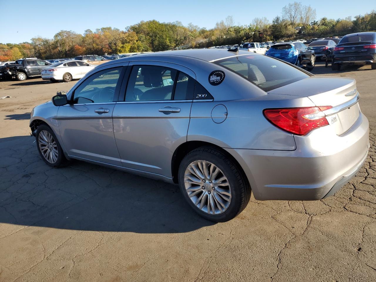 2013 CHRYSLER 200