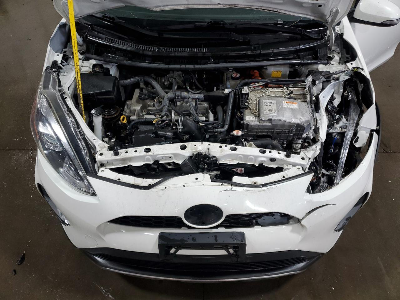 2018 TOYOTA Prius c