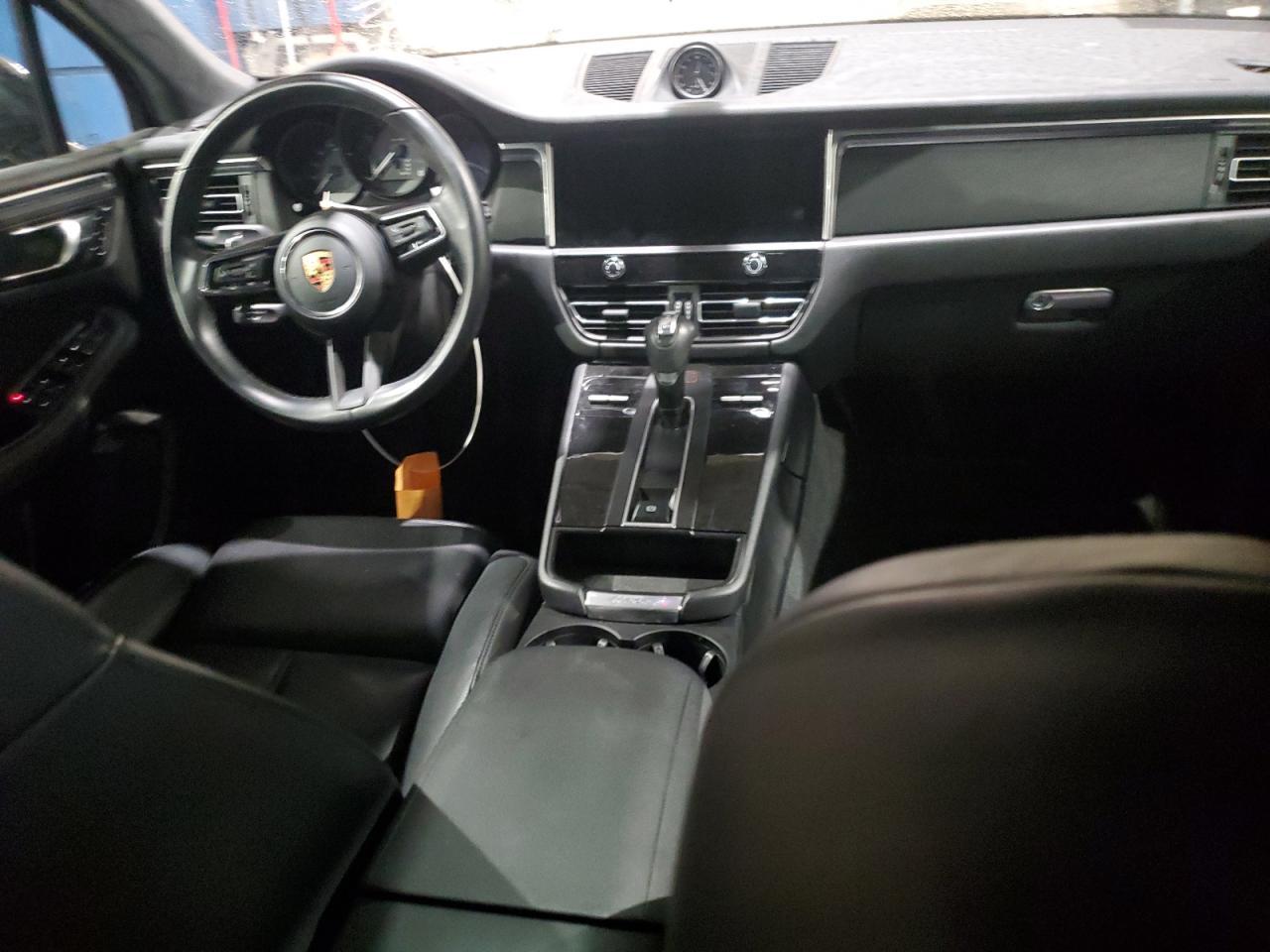 2023 PORSCHE Macan