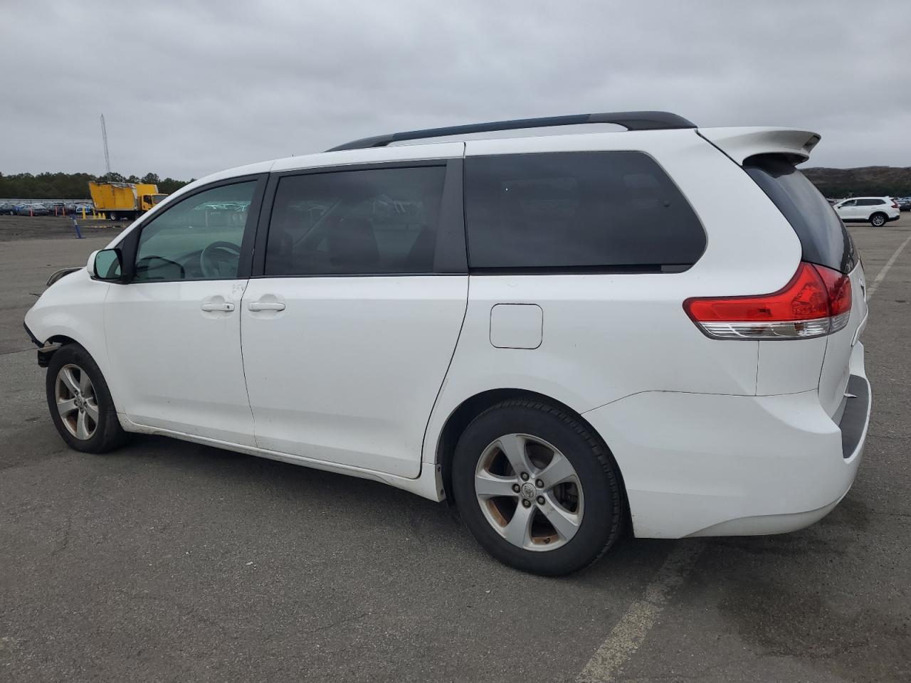 2014 TOYOTA SIENNA
