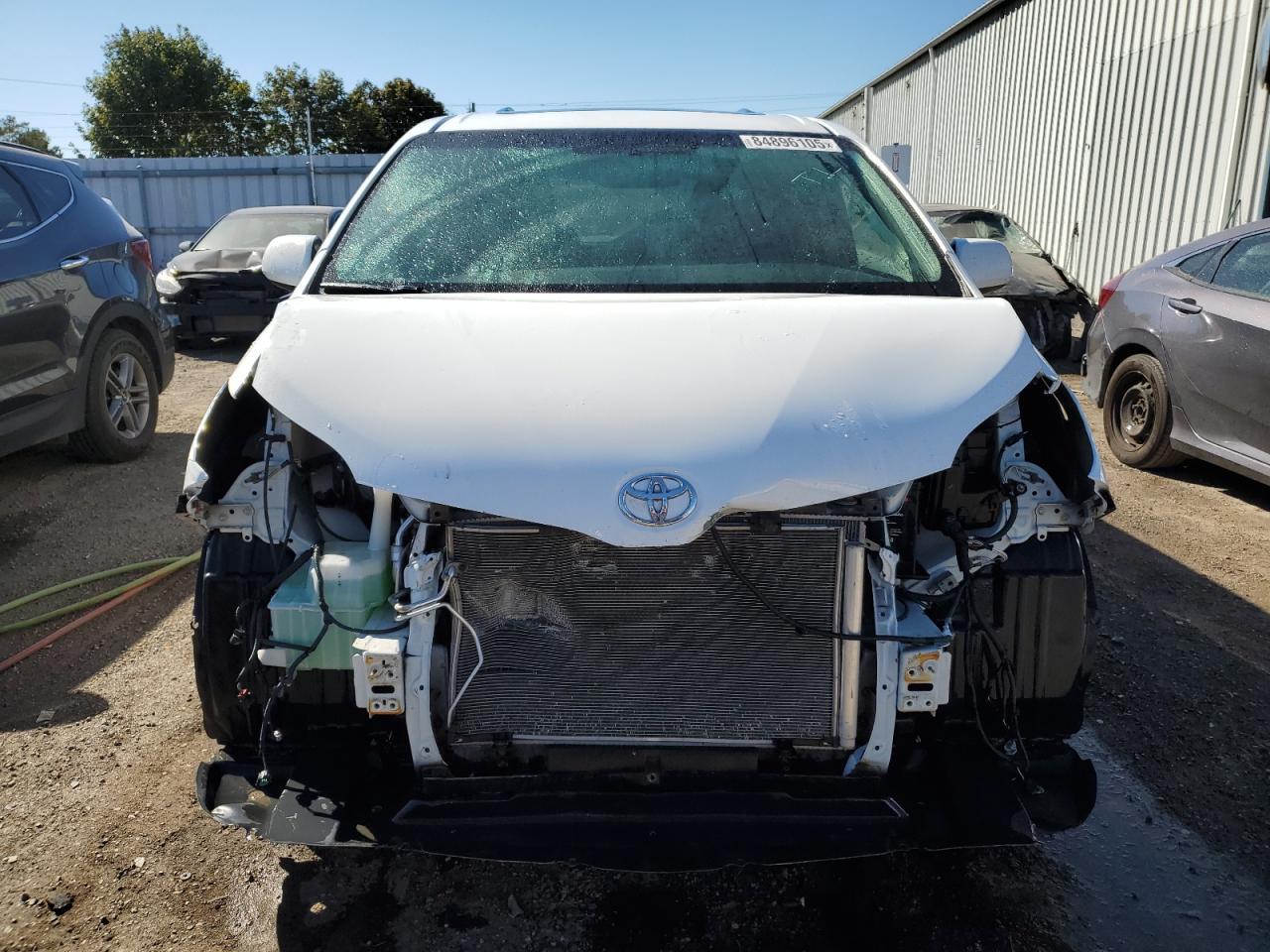 2016 TOYOTA SIENNA