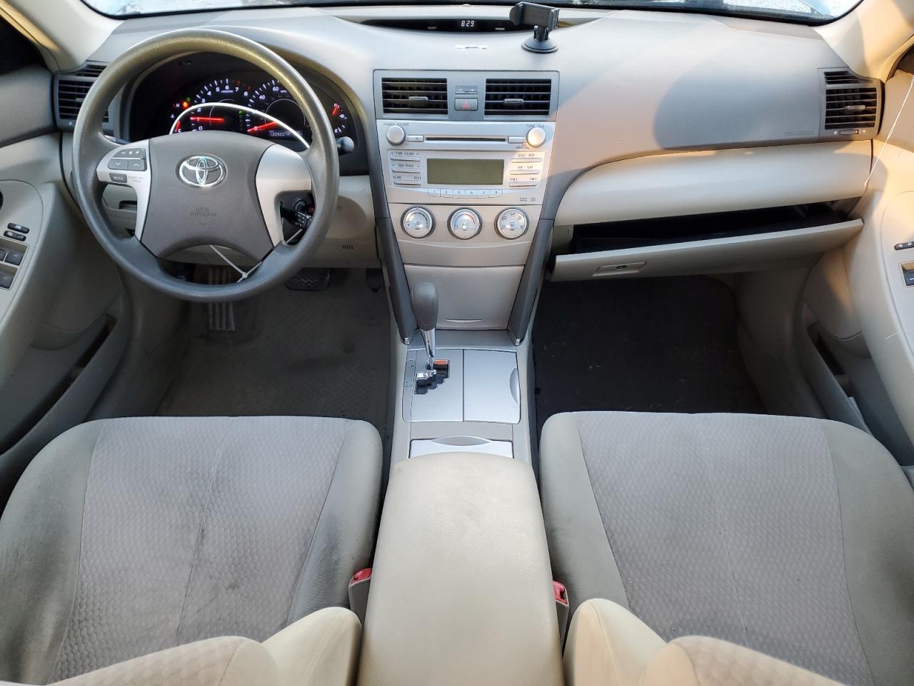 2011 TOYOTA CAMRY
