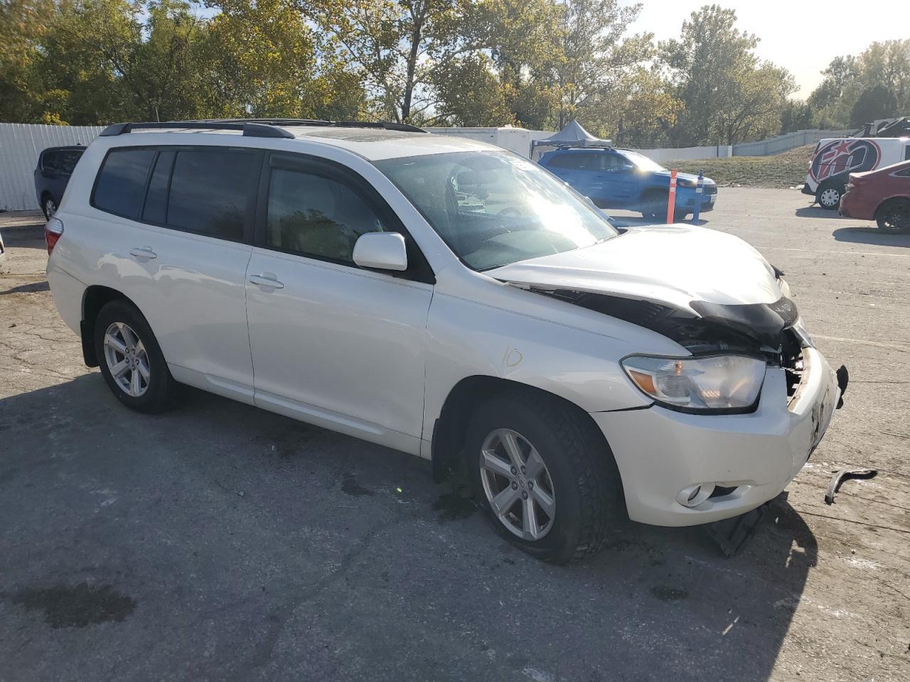 2010 TOYOTA HIGHLANDER