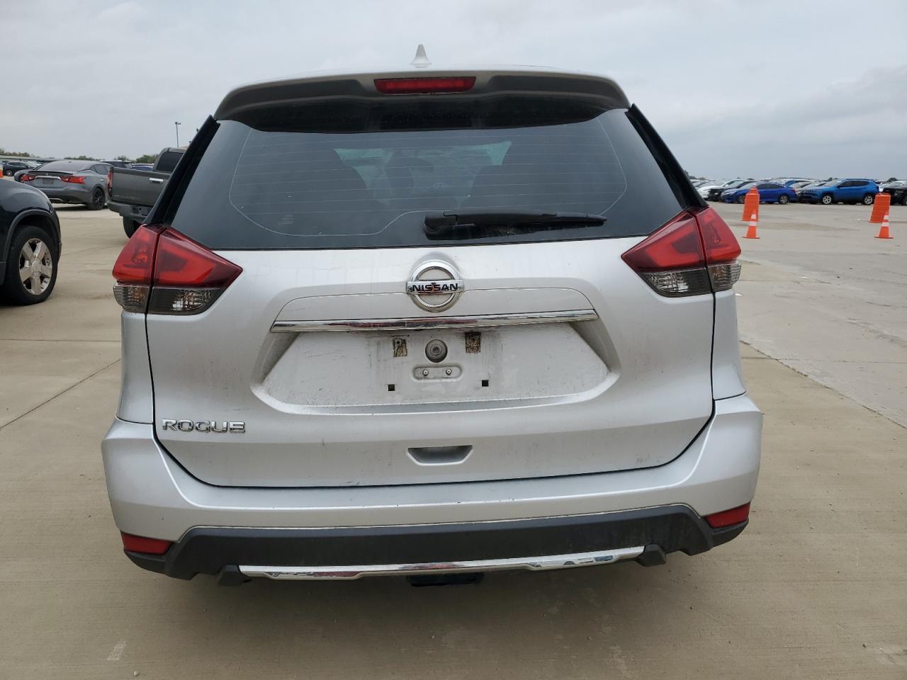 2018 NISSAN ROGUE