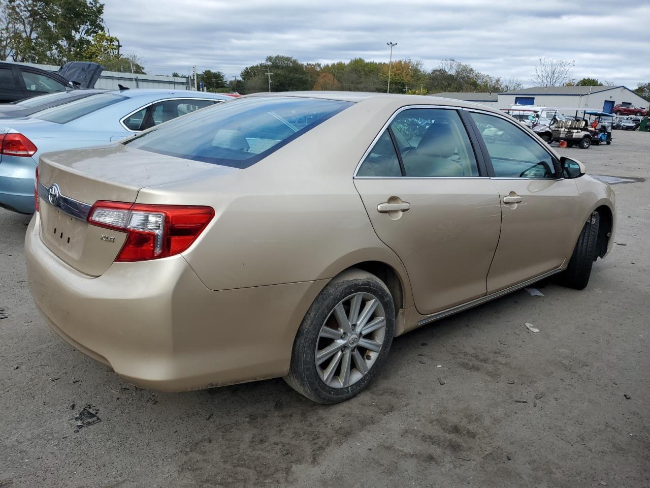 2012 TOYOTA CAMRY