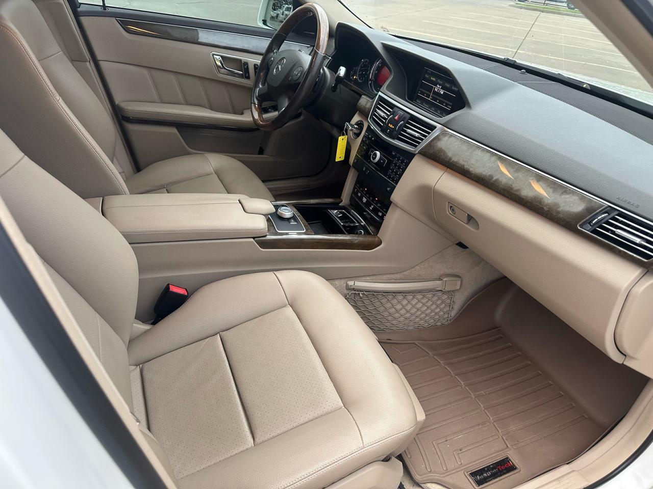2010 MERCEDES-BENZ E-Class