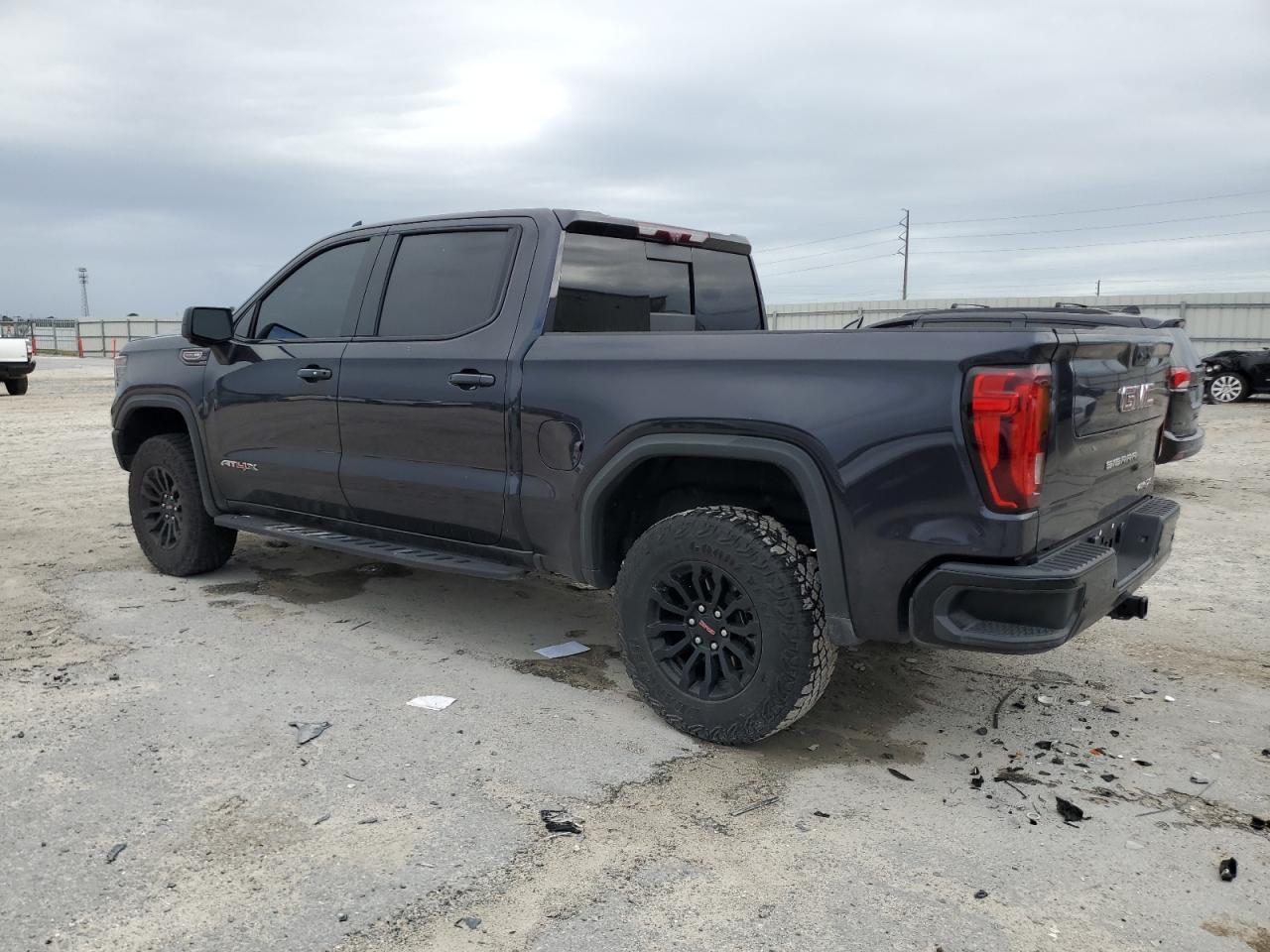 2023 GMC Sierra