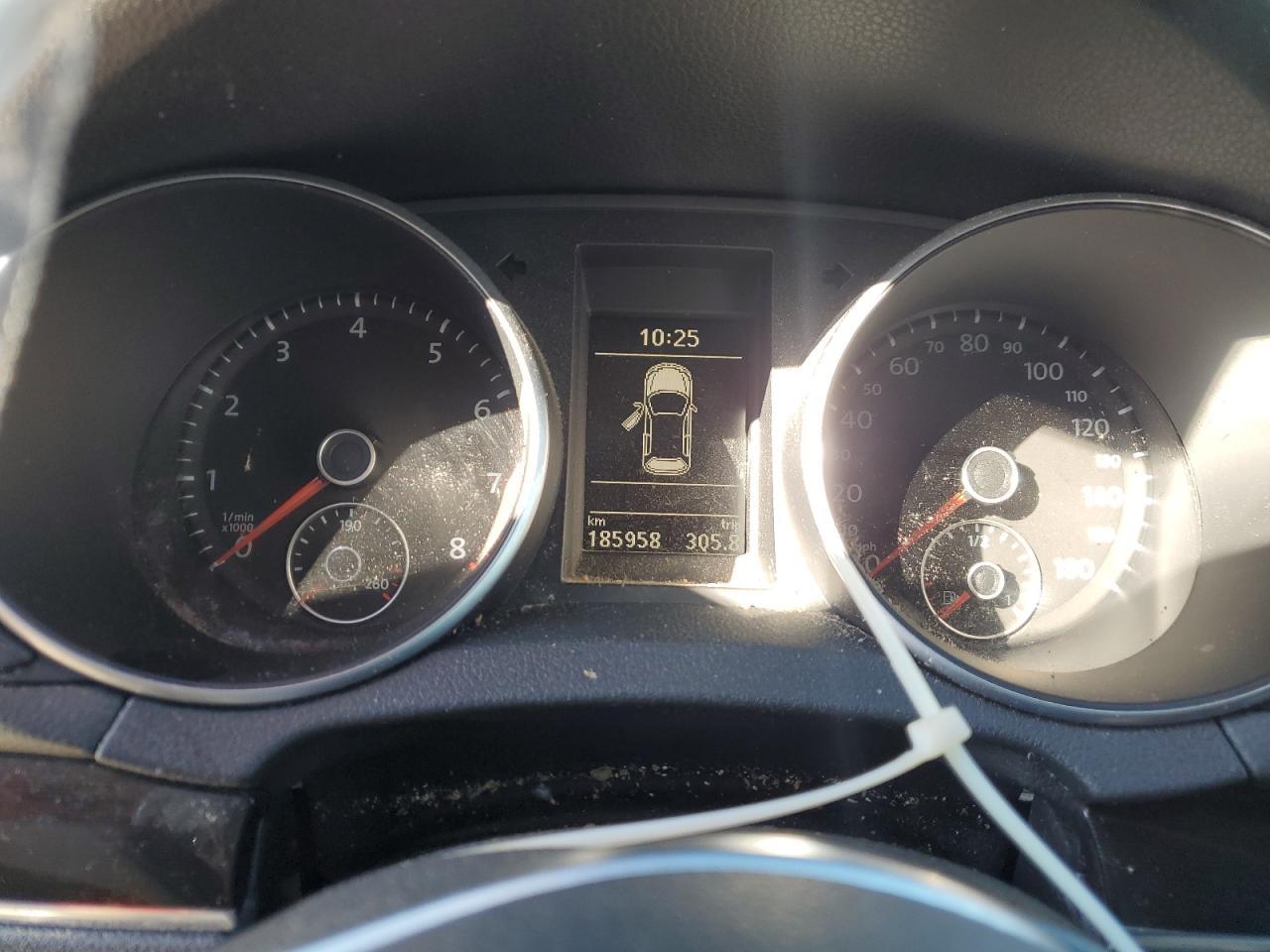 2010 VOLKSWAGEN GTI