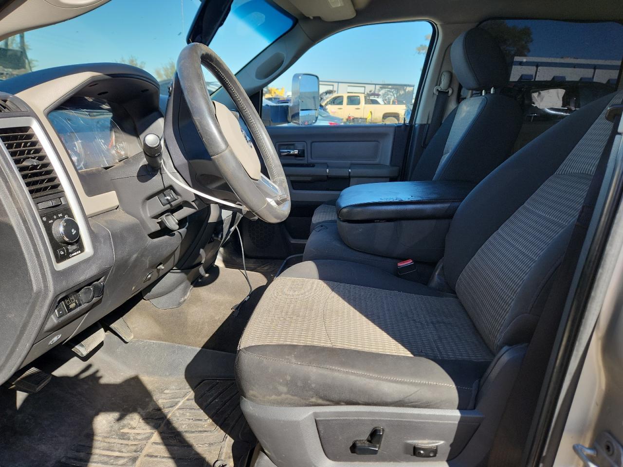 2010 DODGE Ram 2500