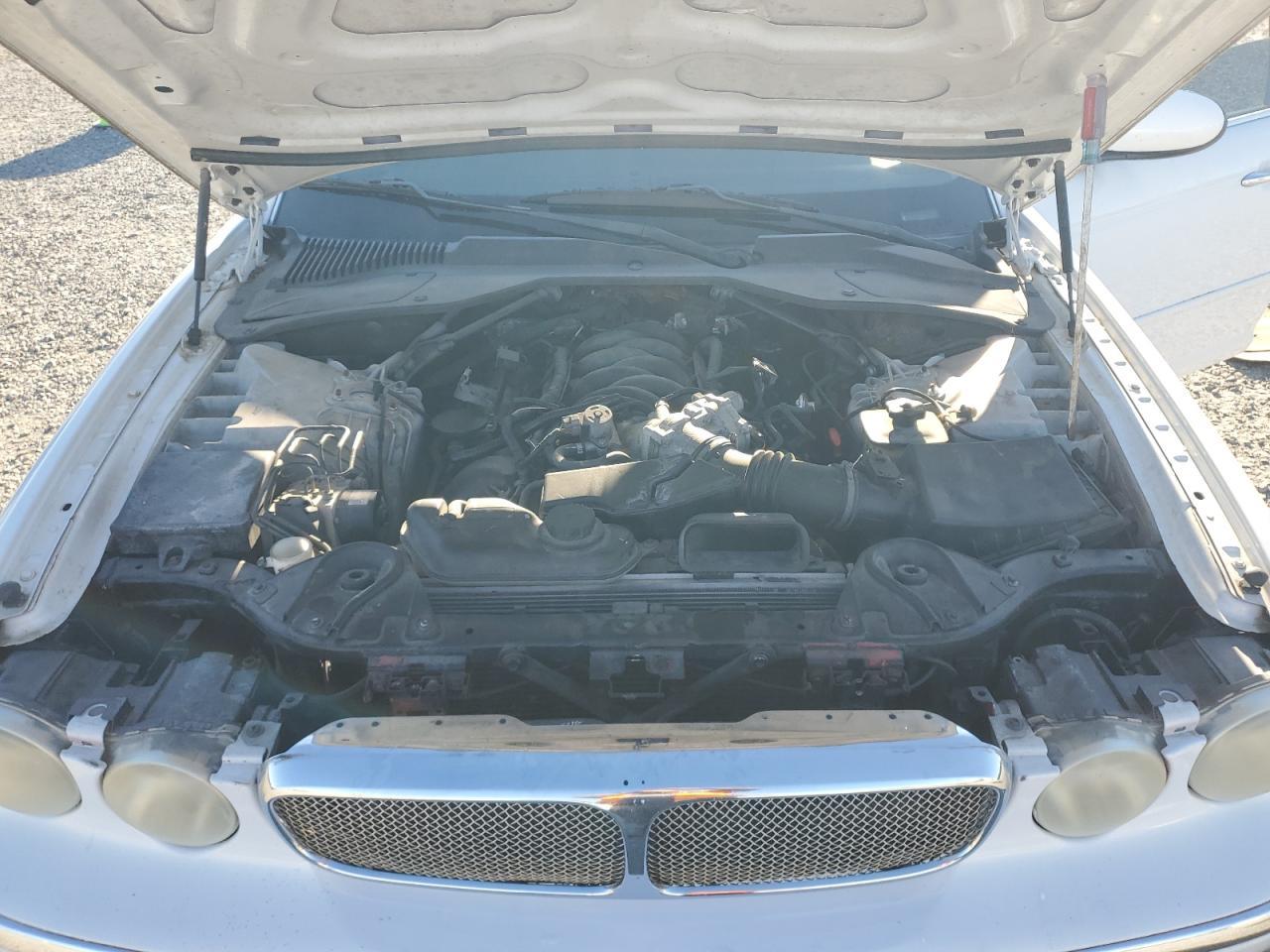 2004 JAGUAR Xj-Series
