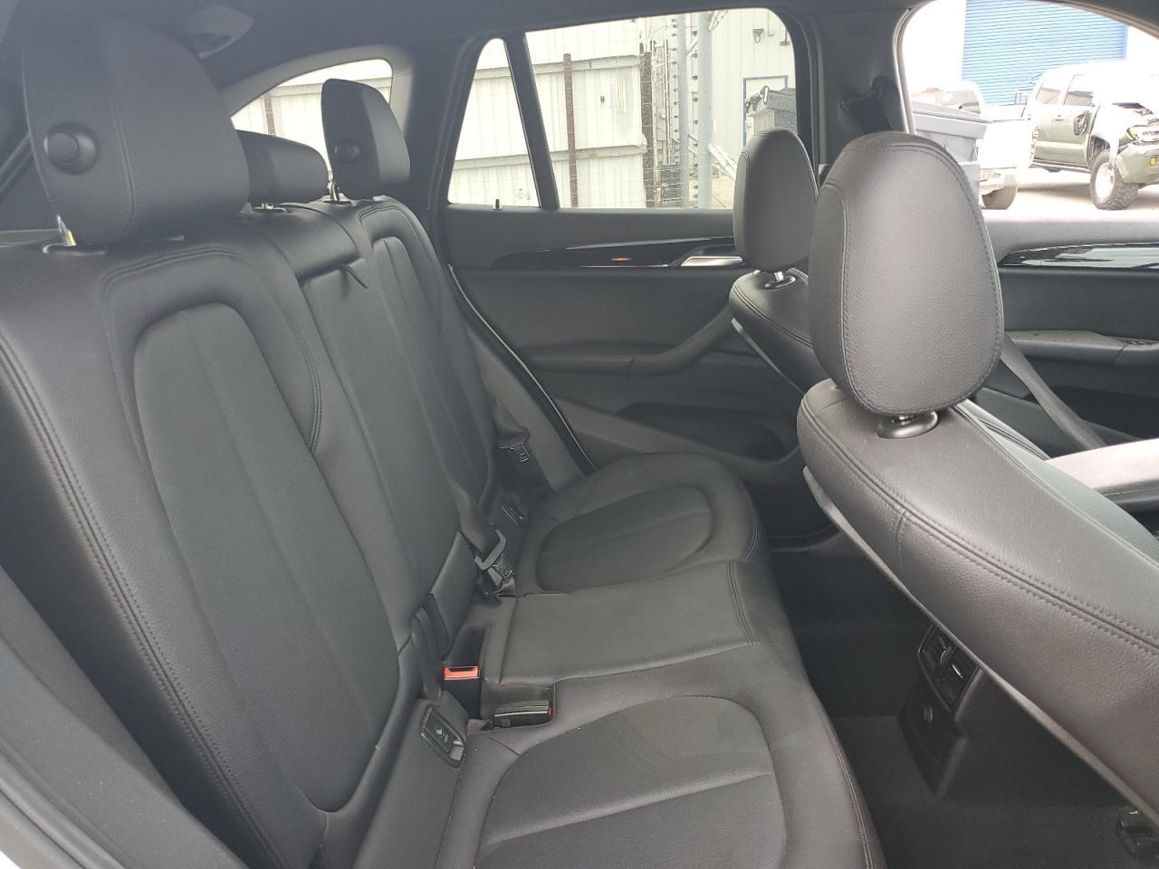 2017 BMW X1