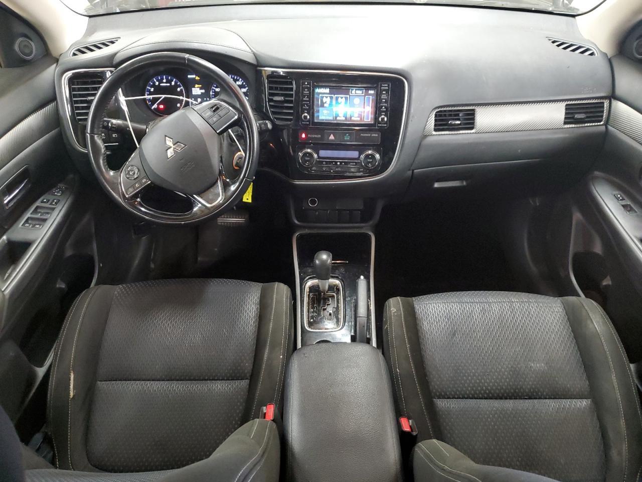 2017 MITSUBISHI outlander