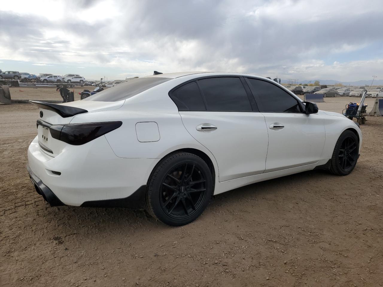 2017 INFINITI Q50