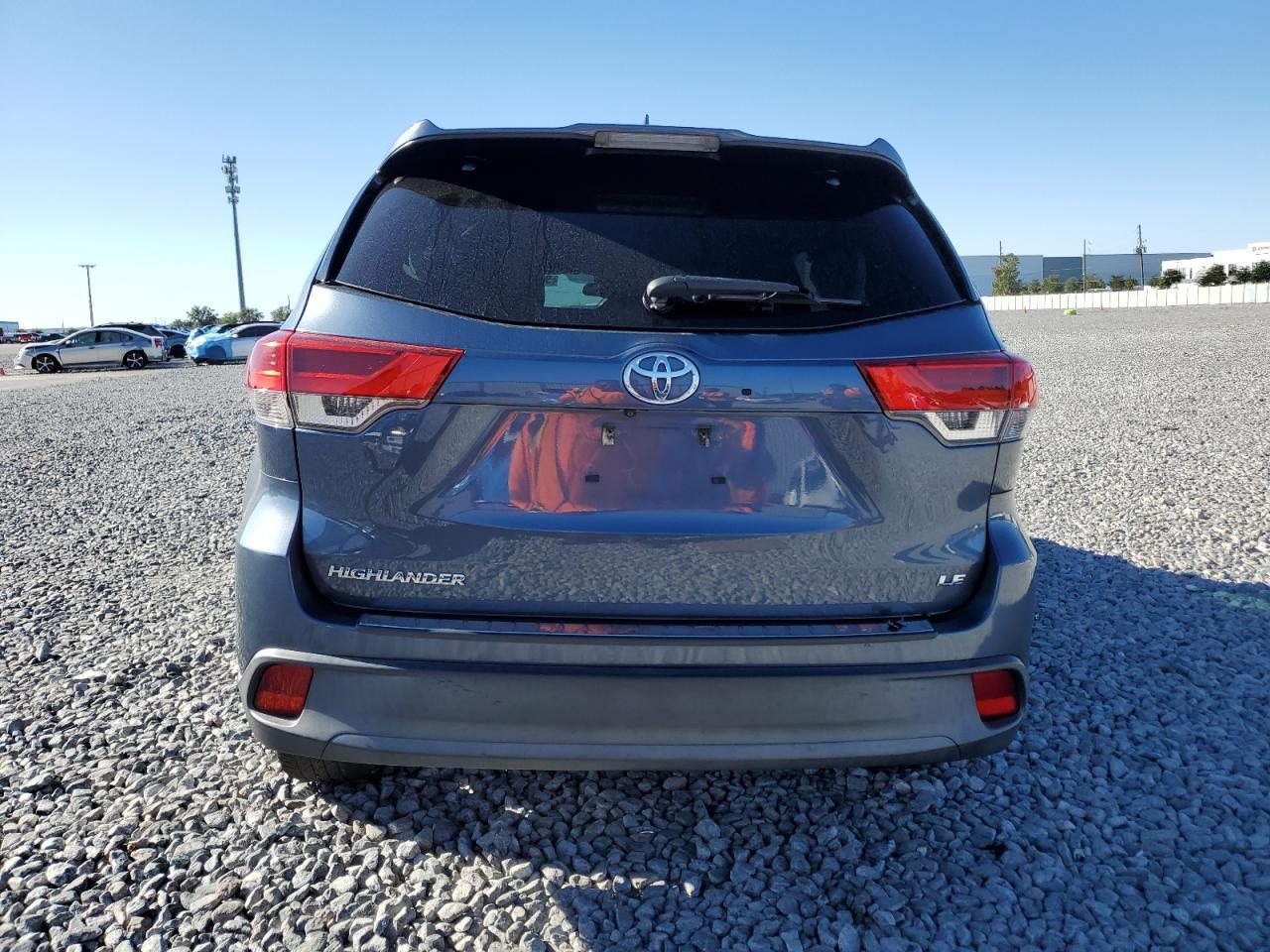 2017 TOYOTA HIGHLANDER