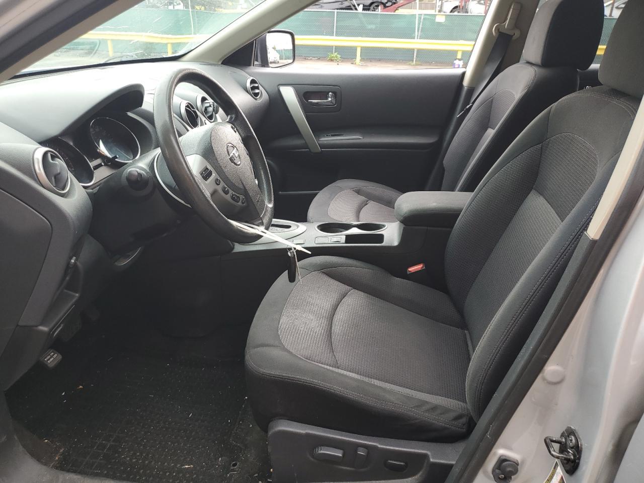 2013 NISSAN ROGUE