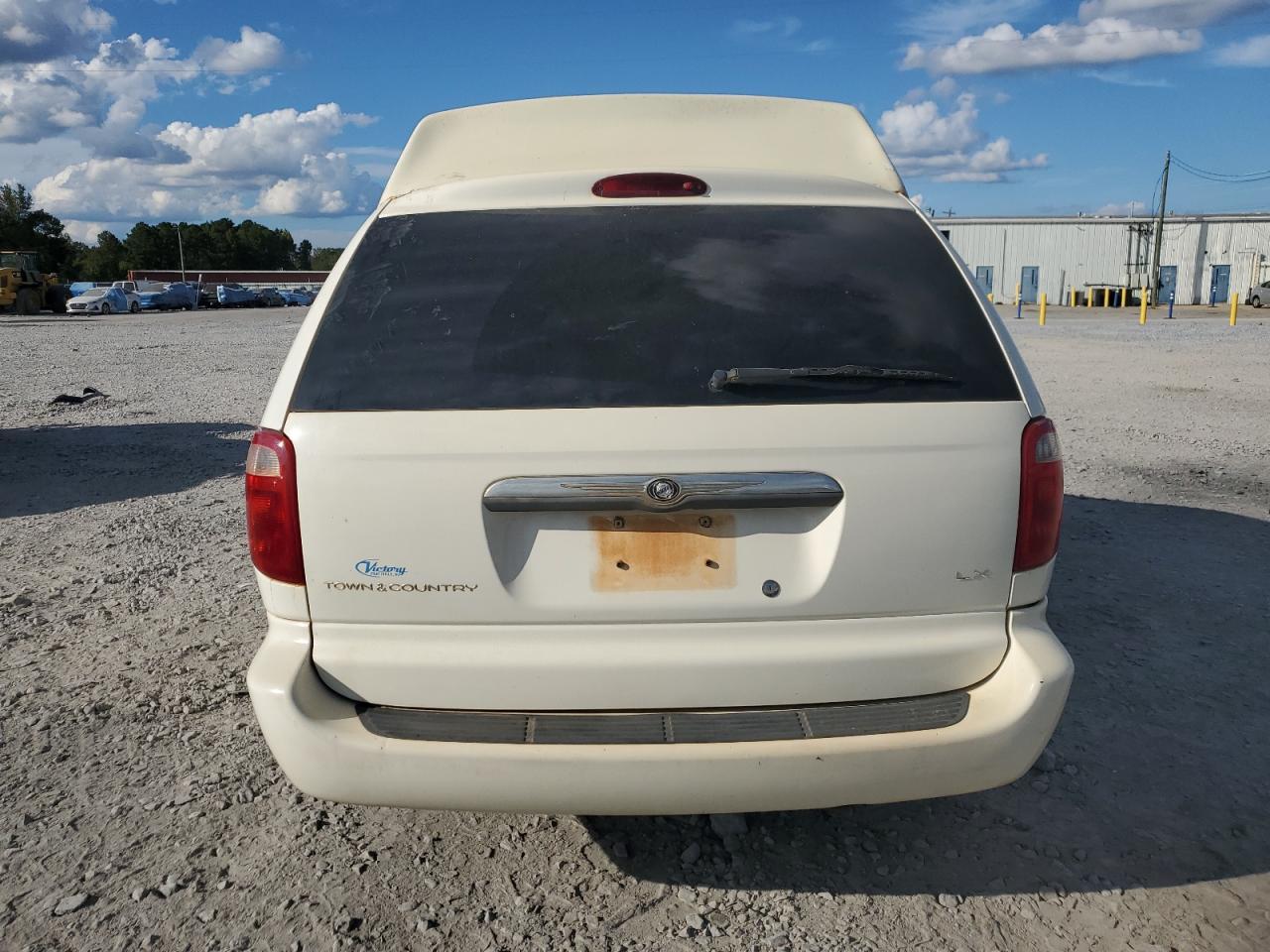 2002 CHRYSLER Town & Country