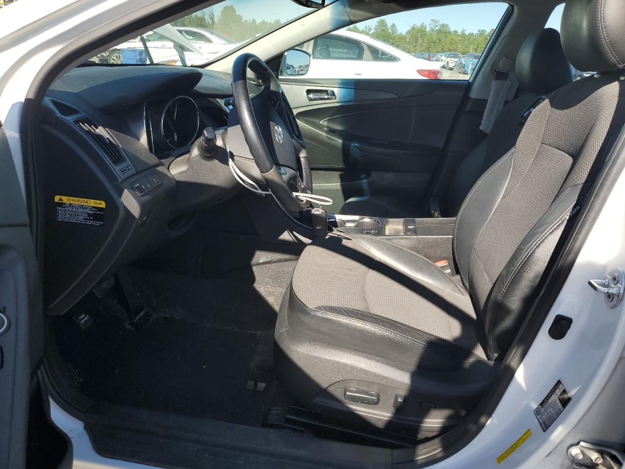 2013 HYUNDAI SONATA
