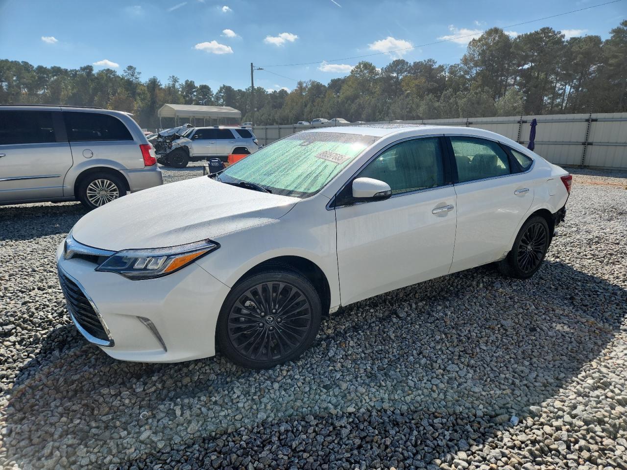 2018 TOYOTA Avalon
