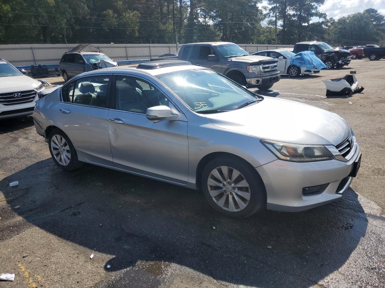 2015 HONDA ACCORD
