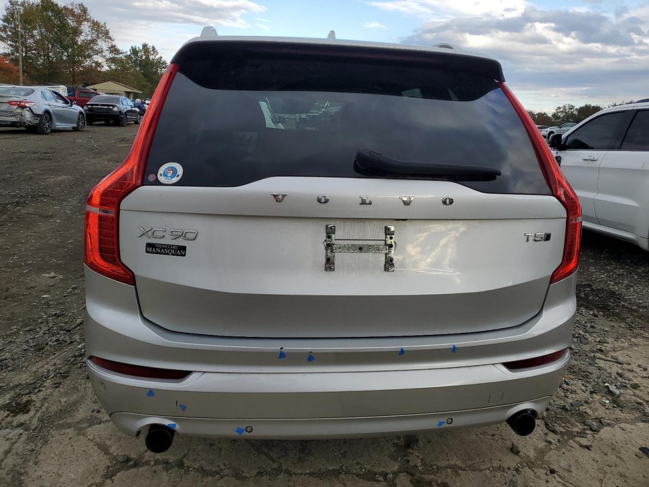 2019 VOLVO XC90