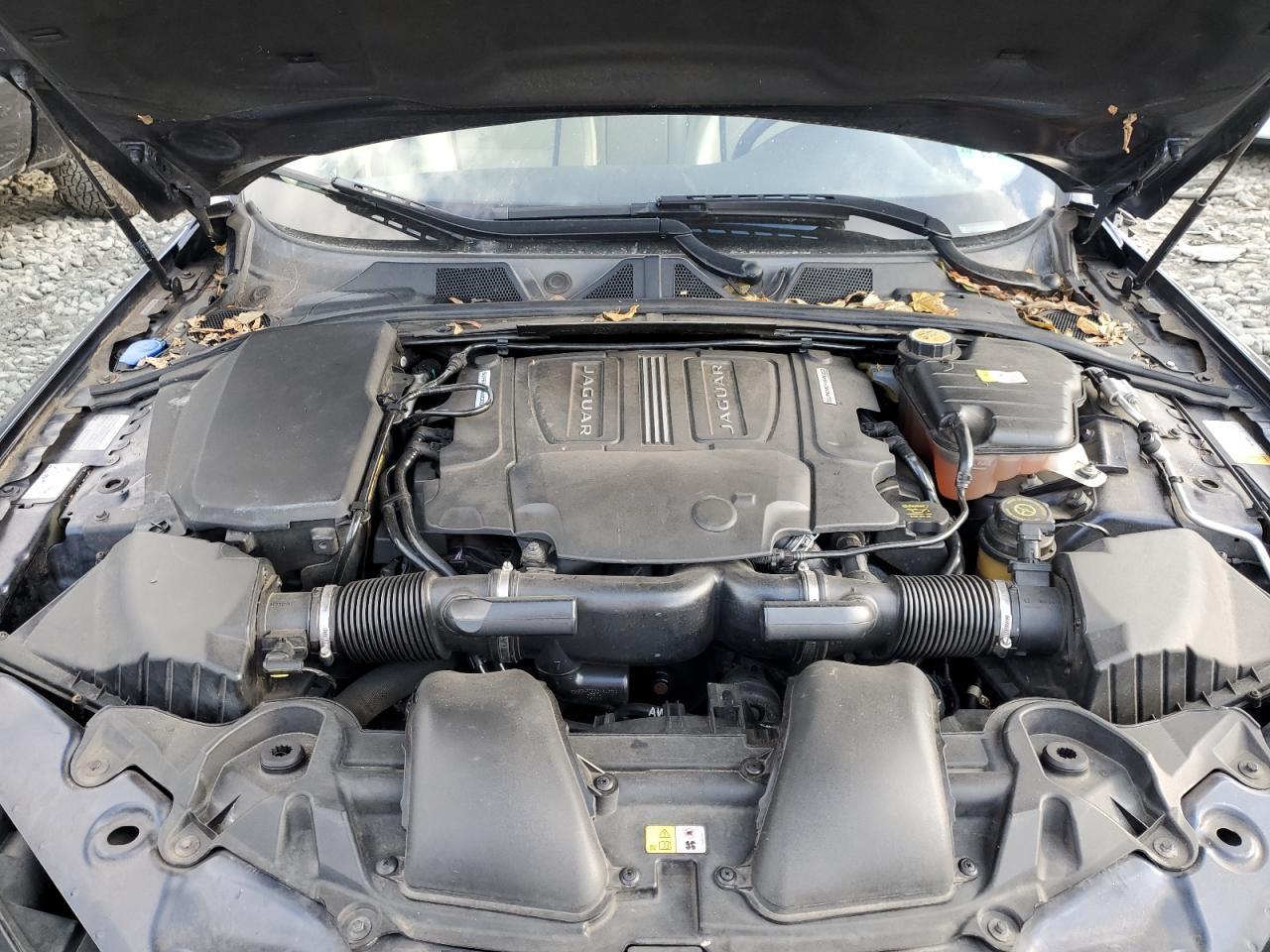 2015 JAGUAR XF