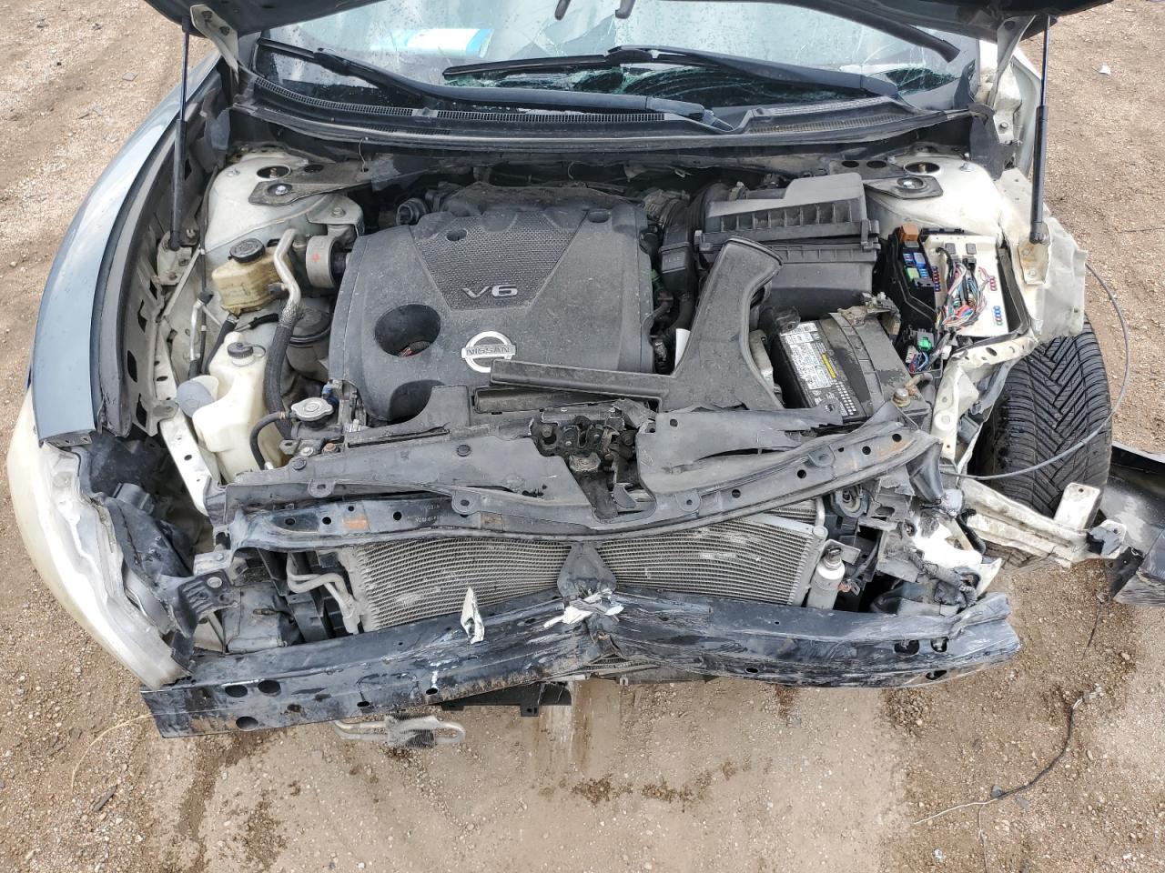 2010 NISSAN Maxima