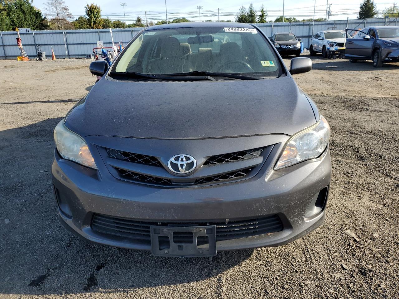 2011 TOYOTA COROLLA